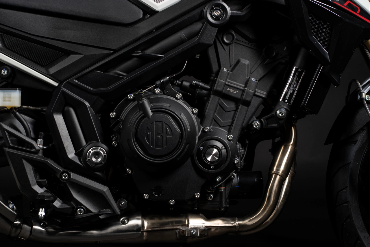 Potente motor de 486 cc